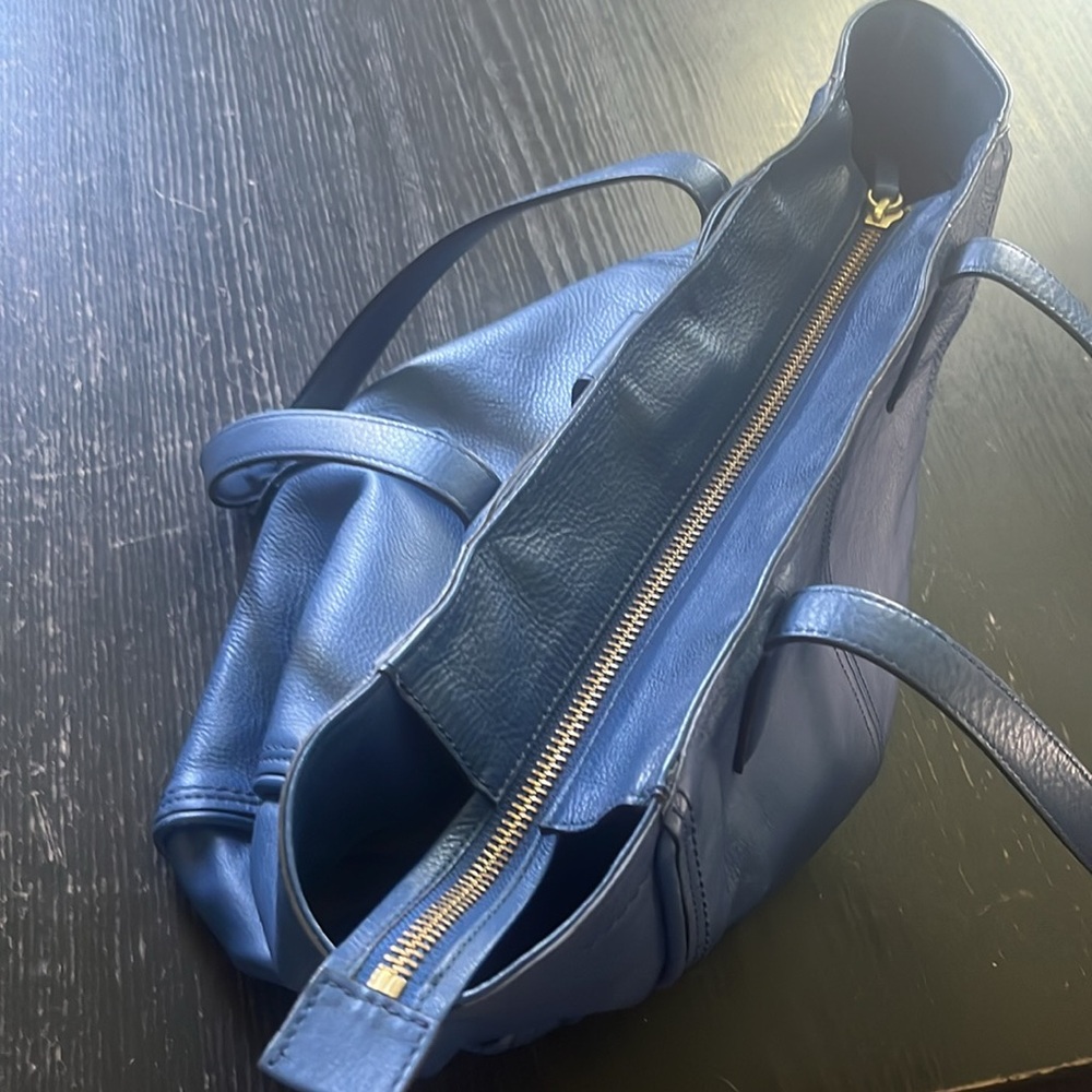 Blue Leather Tassel Tote Bag with Gold Ring Accent - Picture 5 of 5